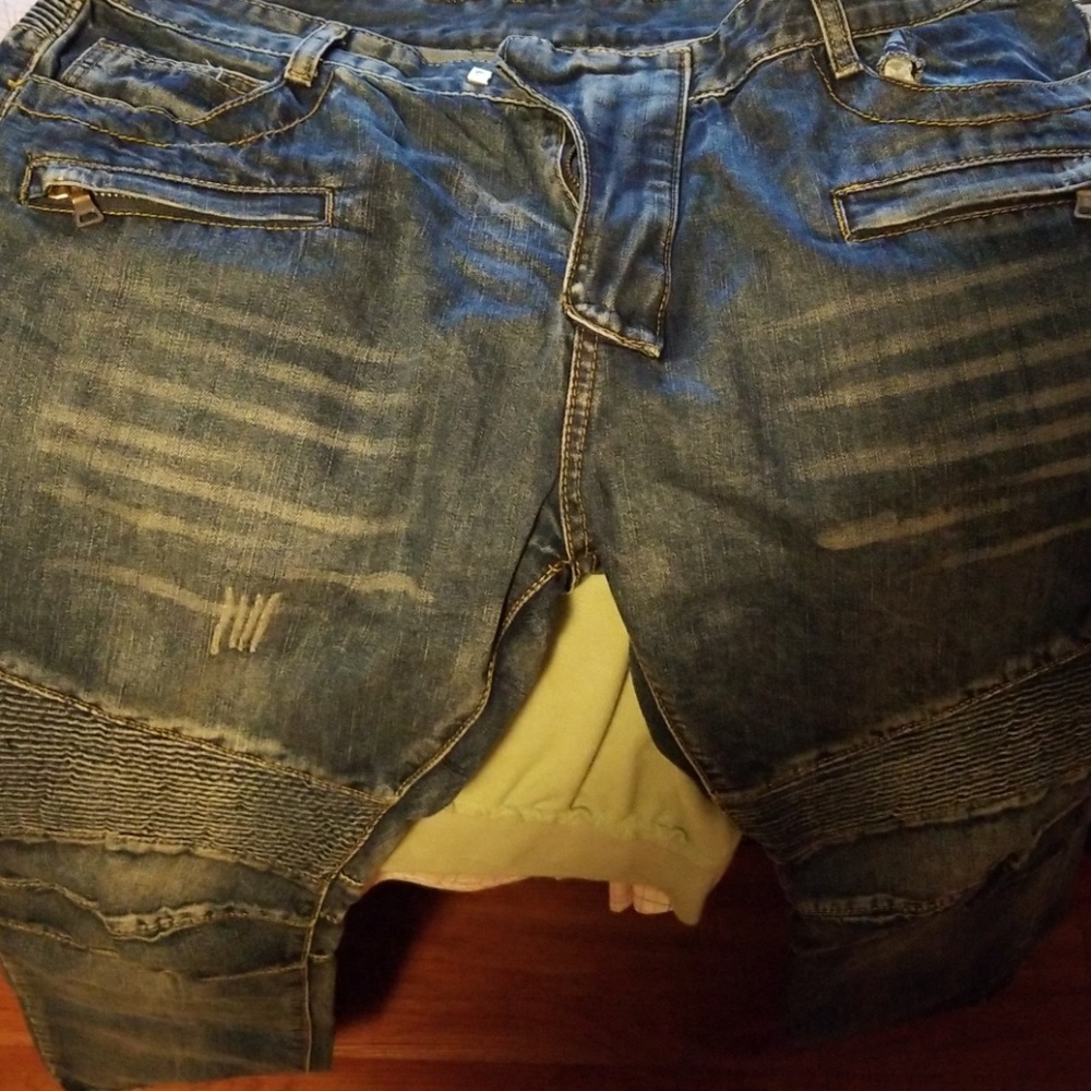Jeans - Picture 6 of 8